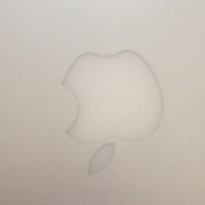 Meet your Posher, Claudia